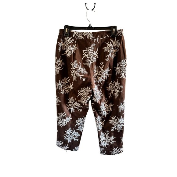 Jones of New York Signature Brown with White Floral Embroidery Pedal Pusher - Picture 5 of 5